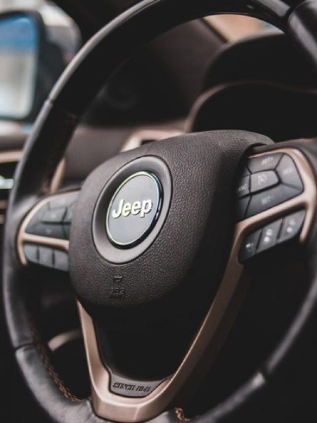 Qual é a versão mais completa de Jeep Compass?